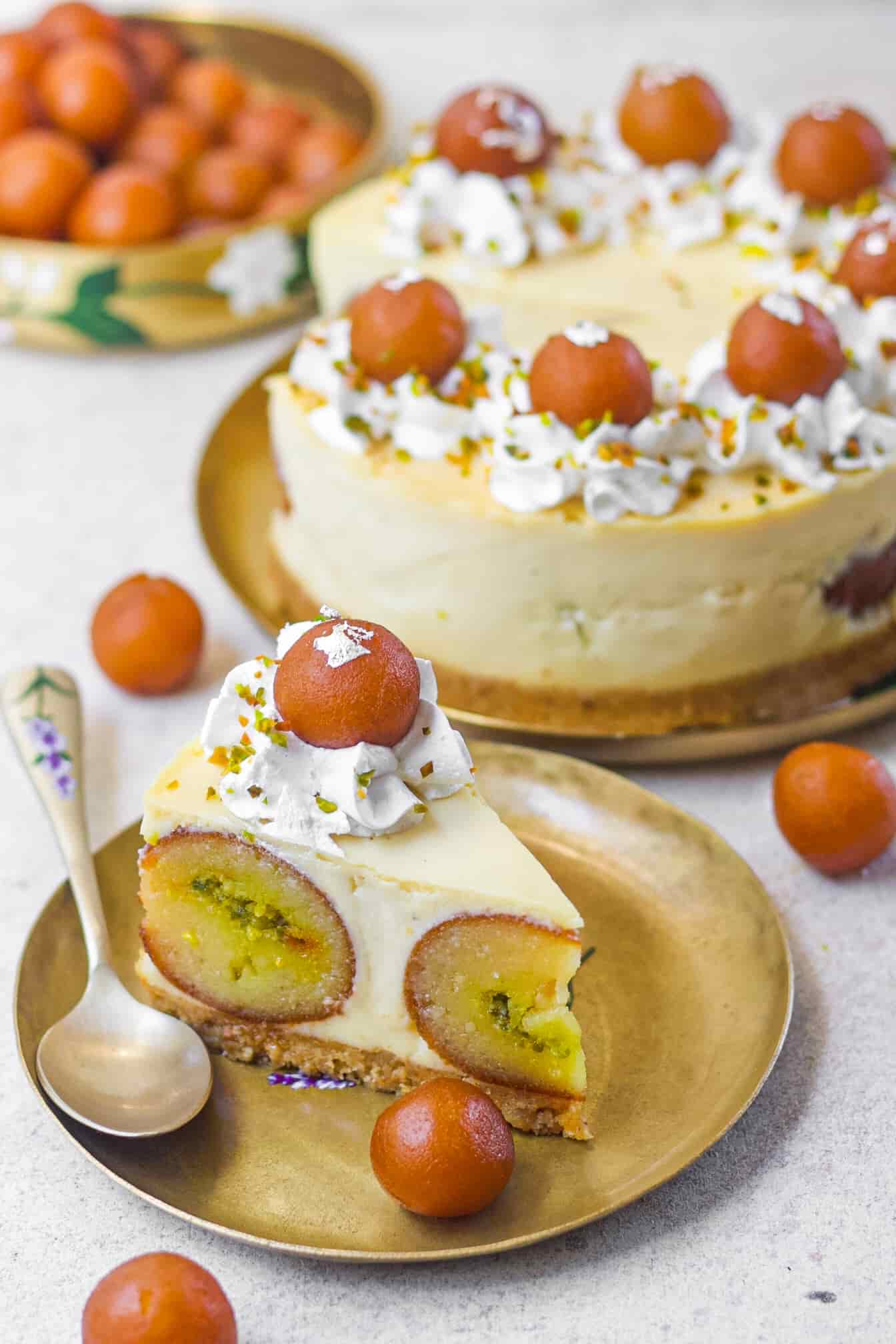 gulab jamun cheese cake
